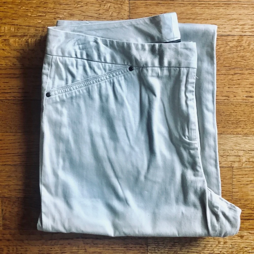 CASUAL CAPRI PANTS - Picture 1 of 5